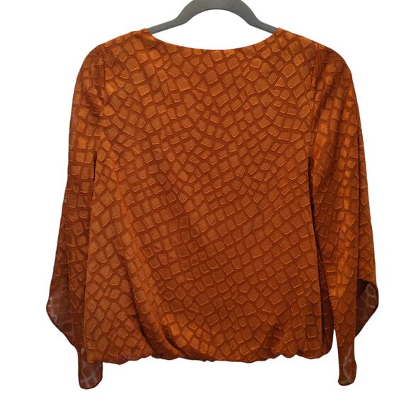 Alfani Plus Sz 1X Burnt Orange Burn Out Animal Print Bubble Hem Top Flare Sleeve - Picture 4 of 6